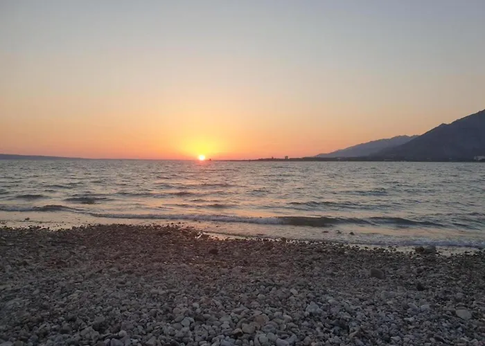 شقة By Near Paklenica Park سيلين