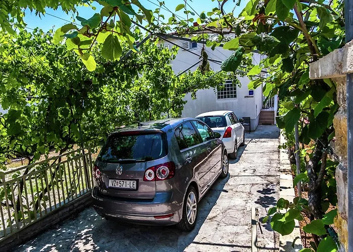 Appartement By Near Paklenica Park