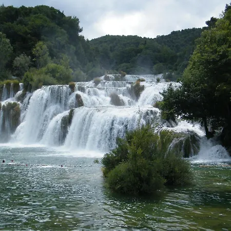 Apartmán By Near Paklenica Park Seline
