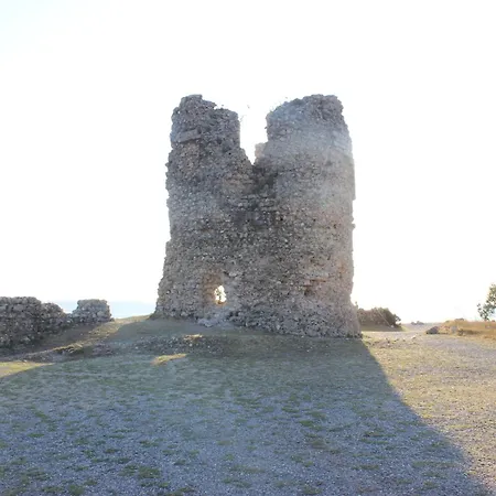 By Near Paklenica Park * Seline
